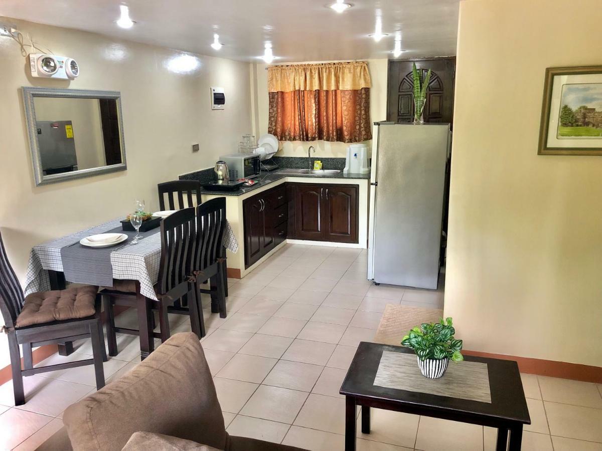 Pal-Watson Apartments Île de Mactan Extérieur photo
